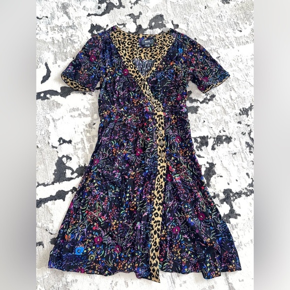 Maeve Anthropologie cheetah floral midi wrap dress Leopard 8 P - Picture 3 of 10